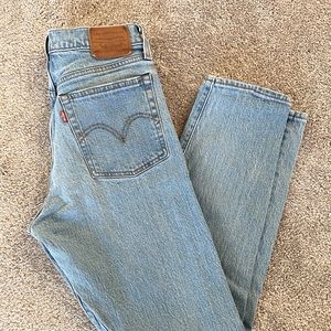 Jeans, Levi’s, wedge fit - 26